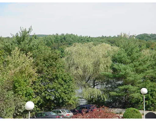 Unit for sale at 1550 Worcester Rd, Framingham, MA 01702