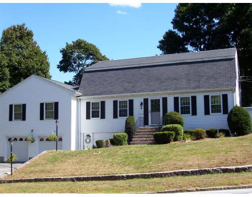 Unit for sale at 82 Grove St, Winchester, MA 01890