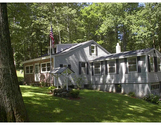 Unit for sale at 14 Great Pines Dr, Shutesbury, MA 01072
