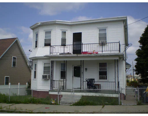 Unit for sale at 46 Magdalene St, Providence, RI 02909