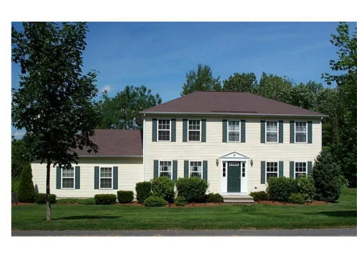 Unit for sale at 5 Overlook Drive, Marlborough, MA 01752