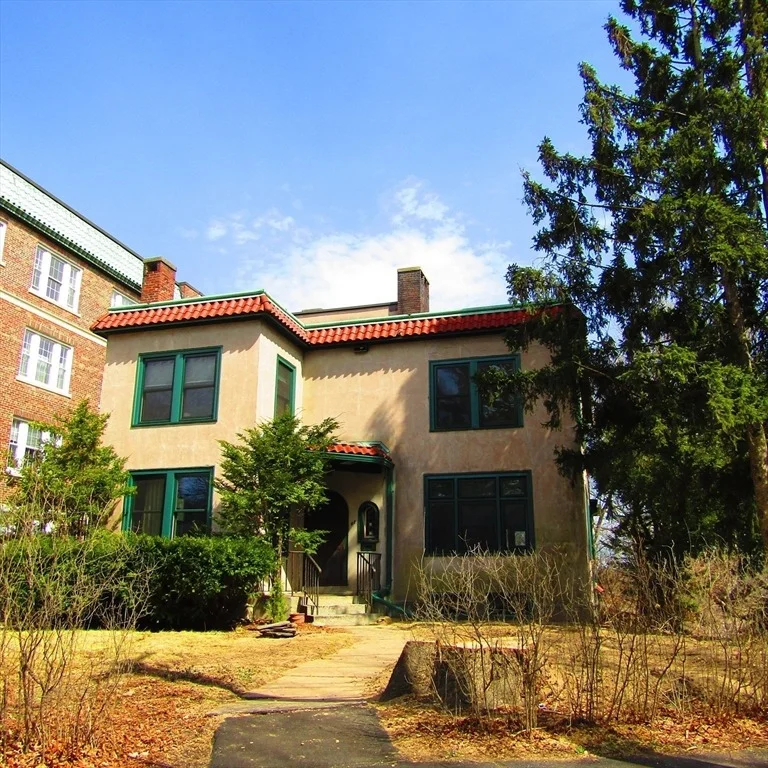 Unit for sale at 67 Prospect Street, Northampton, MA 01060