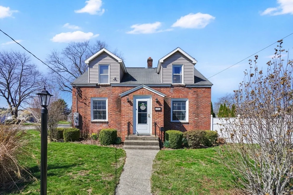 Unit for sale at 101 Ray St, Ludlow, MA 01056