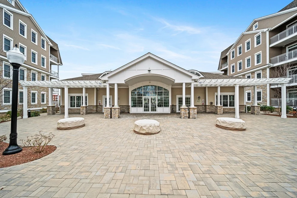 Unit for sale at 320 Middlesex Ave, Medford, MA 02155