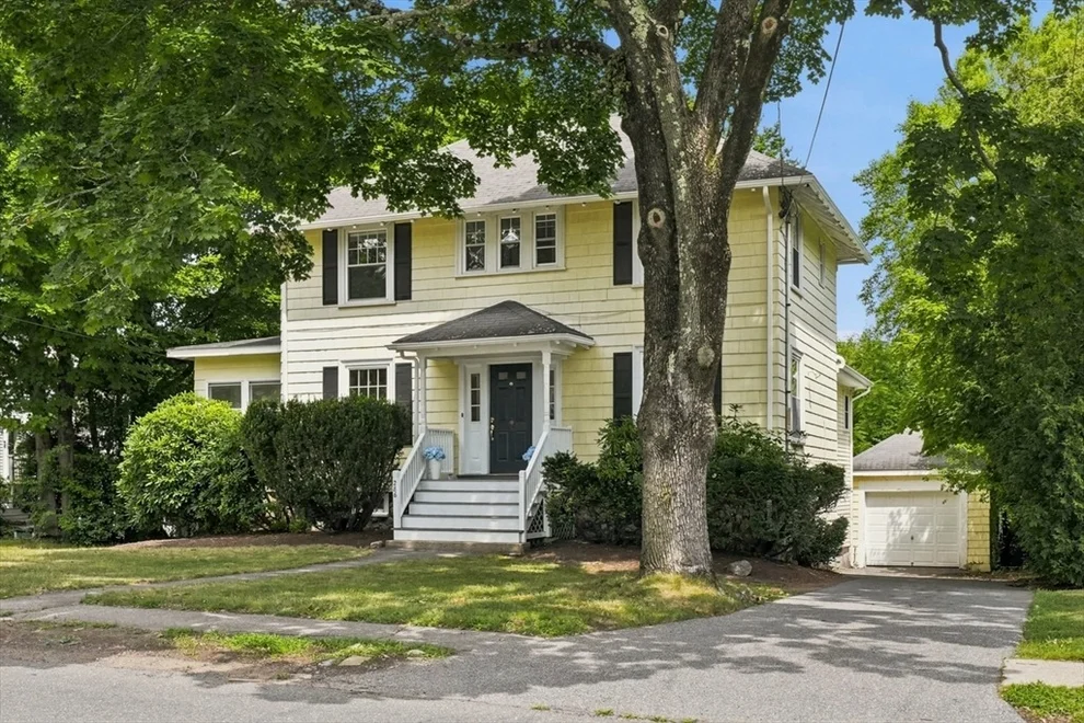 Unit for sale at 286 Porter Street, Melrose, MA 02176