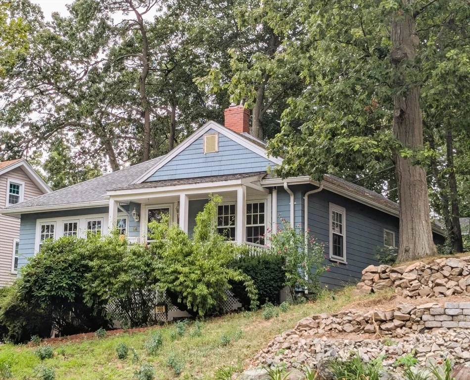 Unit for sale at 566 Fellsway E, Malden, MA 02148