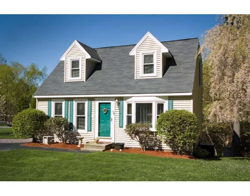 Unit for sale at 14 Jasmine Court, Dracut, MA 01826