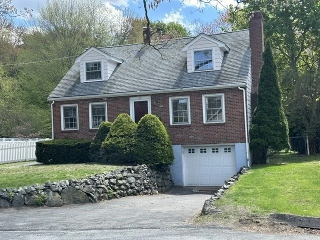 Unit for sale at 14 Locust St, Woburn, MA 01801