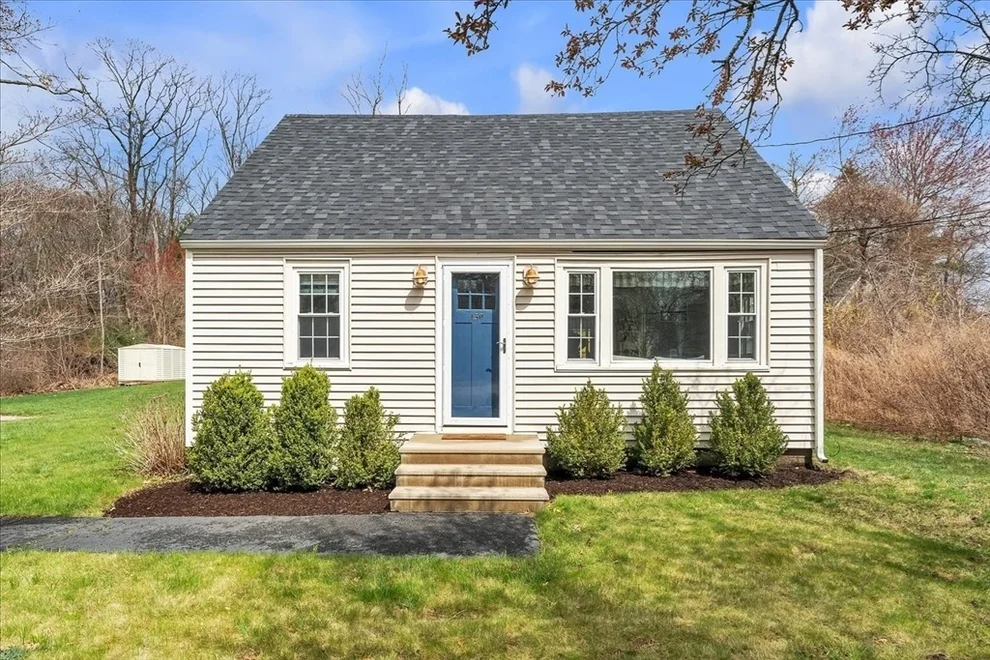 Unit for sale at 150 Green Street, Foxboro, MA 02035