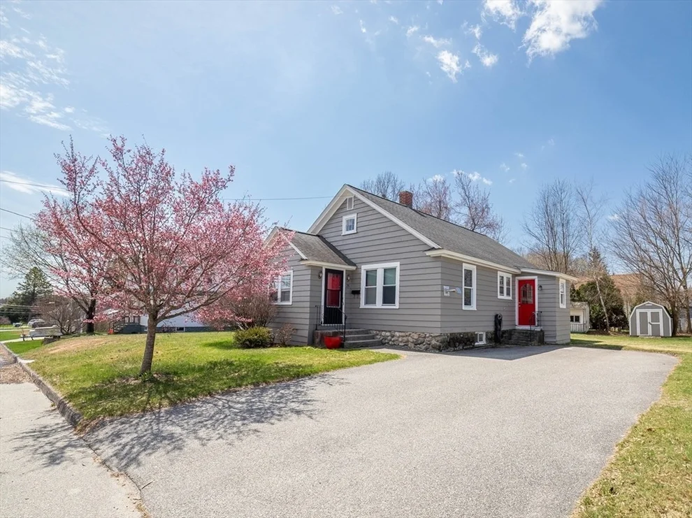 Unit for sale at 25 Dixfield Road, Worcester, MA 01606