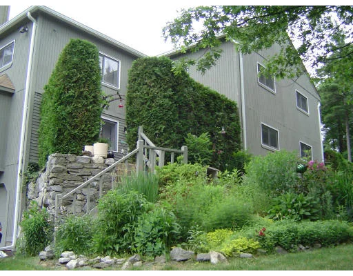 Unit for sale at 5 Manor House Ln, Uxbridge, MA 01569