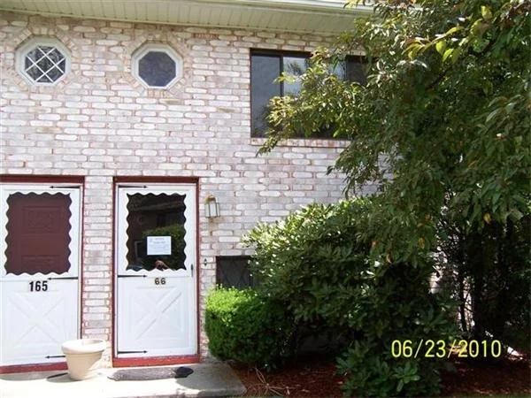Unit for sale at 166 Farrwood Dr, Haverhill, MA 01835