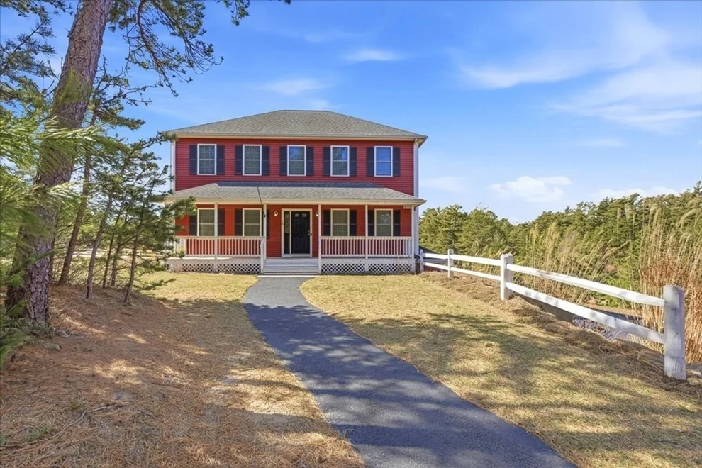 Unit for sale at 10 Jonathan Ln, Wareham, MA 02571