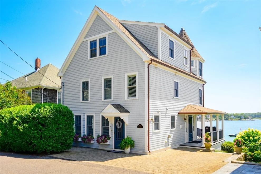 Unit for sale at 67 Hampton Circle, Hull, MA 02045