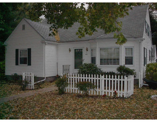 Unit for sale at 497 Water St., Wakefield, MA 01880