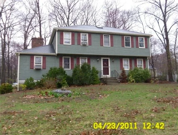 Unit for sale at 72 Kerry Ln, Northbridge, MA 01588
