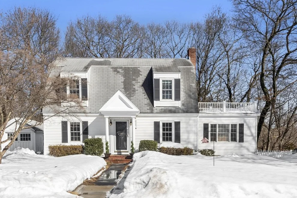 Unit for sale at 10 Dartmouth Road, Andover, MA 01810