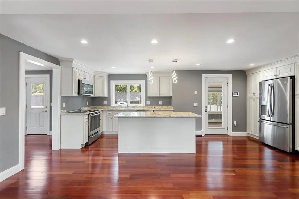 Unit for sale at 90 Strawberry Lane, Abington, MA 02351