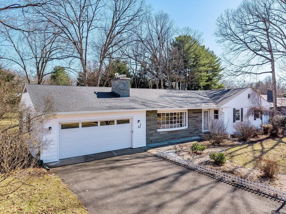 Unit for sale at 67 Ridge Rd, Longmeadow, MA 01106