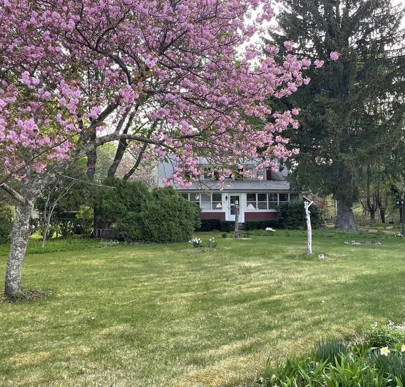 Unit for sale at 241 Fisher St, Walpole, MA 02081