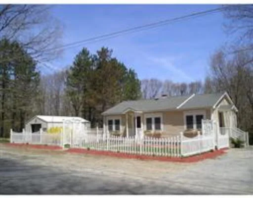Unit for sale at 355 W Sutton Rd, Sutton, MA 01590