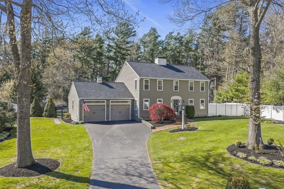 Unit for sale at 20 Seager Farm Rd, Marshfield, MA 02050
