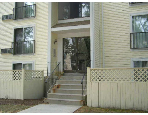 Unit for sale at 27 Village Rock Lane, Natick, MA 01760
