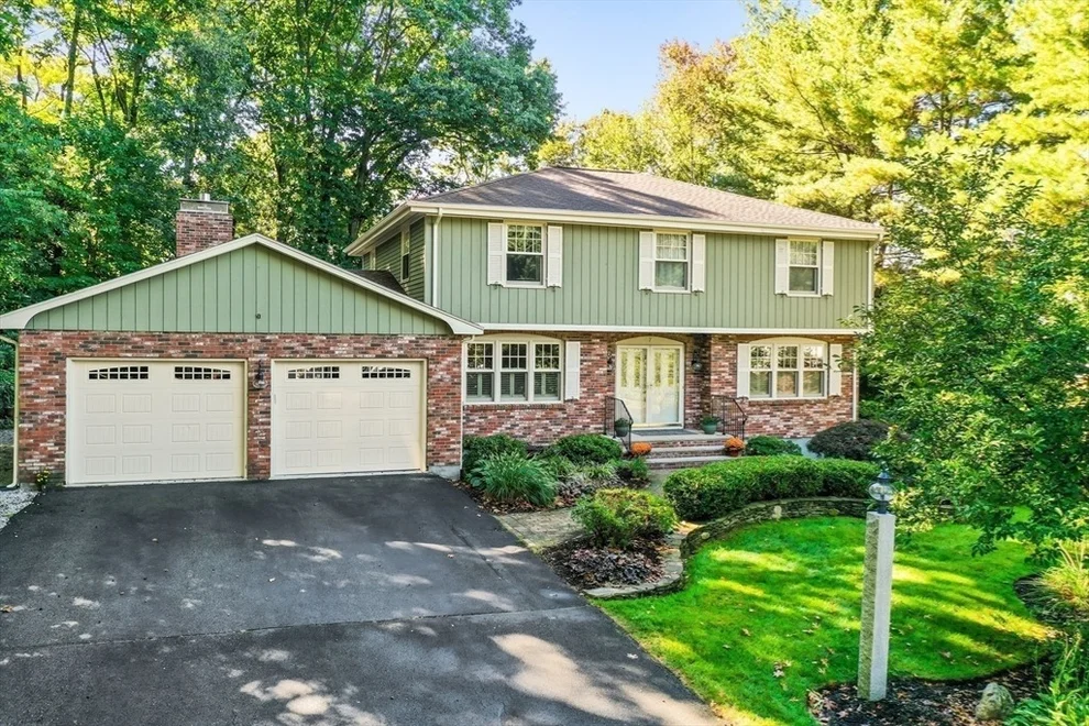 Unit for sale at 7 Bradley Road, Andover, MA 01810