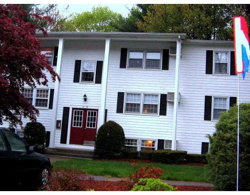 Unit for sale at 35 Federal Hill Rd, Auburn, MA 01501