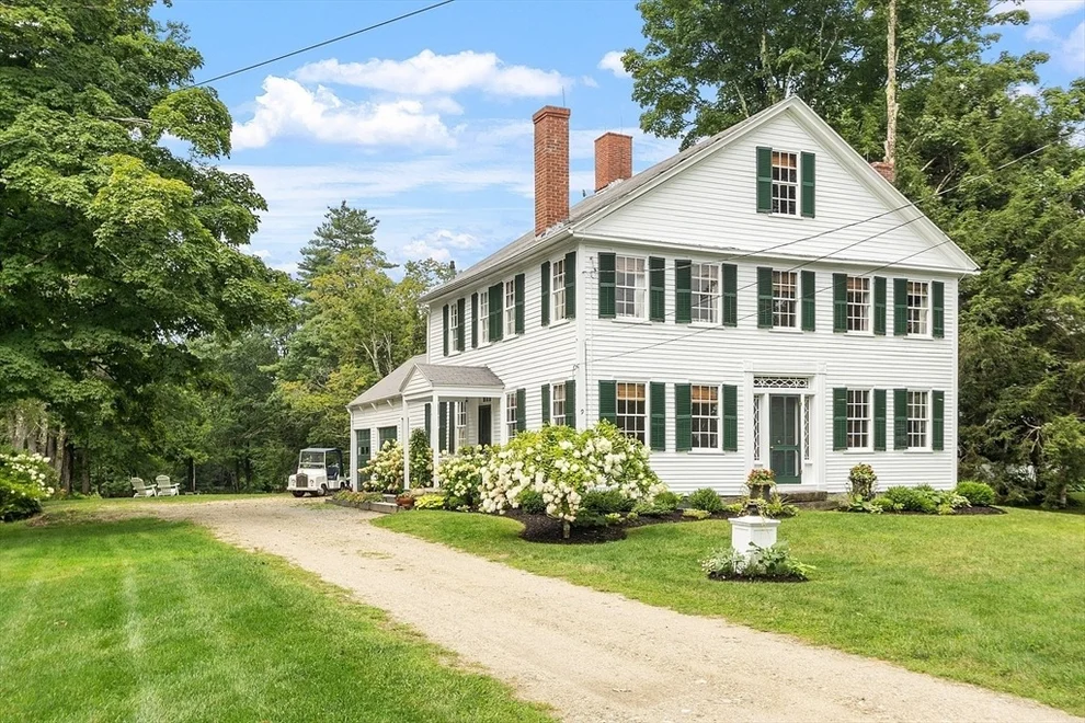 Unit for sale at 9 The Cmn, Royalston, MA 01368