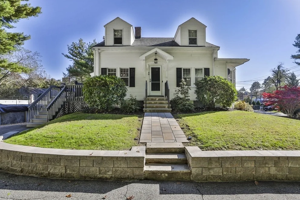 Unit for sale at 48 Bay State Rd, Wakefield, MA 01880