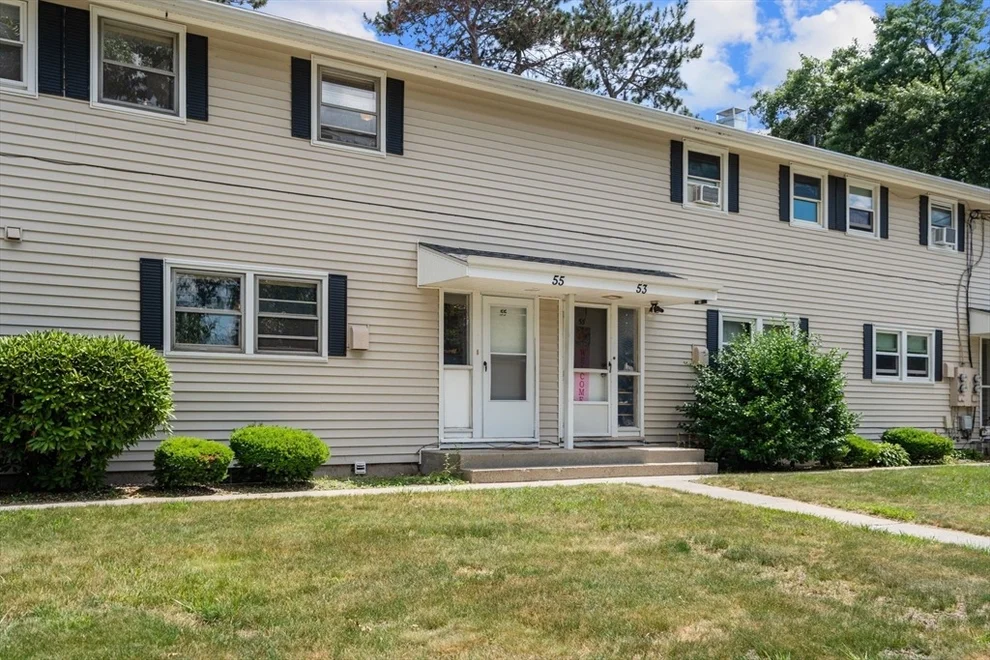 Unit for sale at 55 Meadowlark Ln, Chicopee, MA 01022