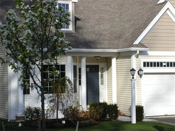 Unit for sale at U42 Blue Heron Pond, Lancaster, MA 01523
