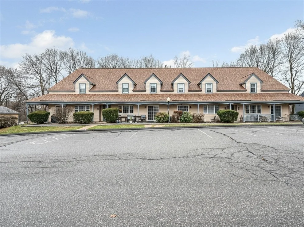 Unit for sale at 71 Kennedy Dr, Chelmsford, MA 01863