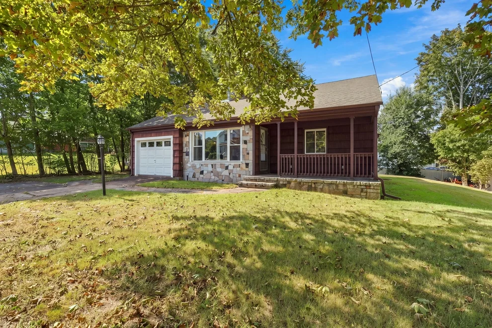 Unit for sale at 140 S Main St, Bellingham, MA 02019