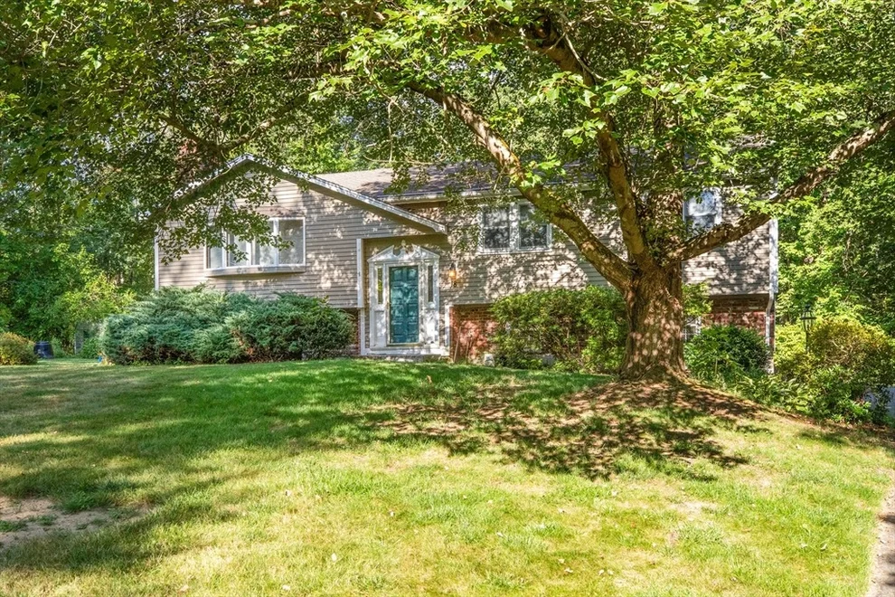 Unit for sale at 18 Harriman Rd, Merrimac, MA 01860
