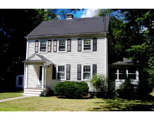 Unit for sale at 7 Burr Street, Hingham, MA 02043