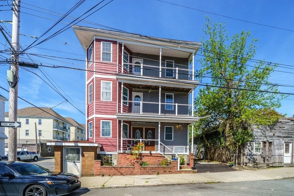 Unit for sale at 539-541 North Front Street, New Bedford, MA 02745