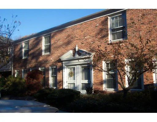 Unit for sale at 42 Williamsburg Dr., Springfield, MA 01108