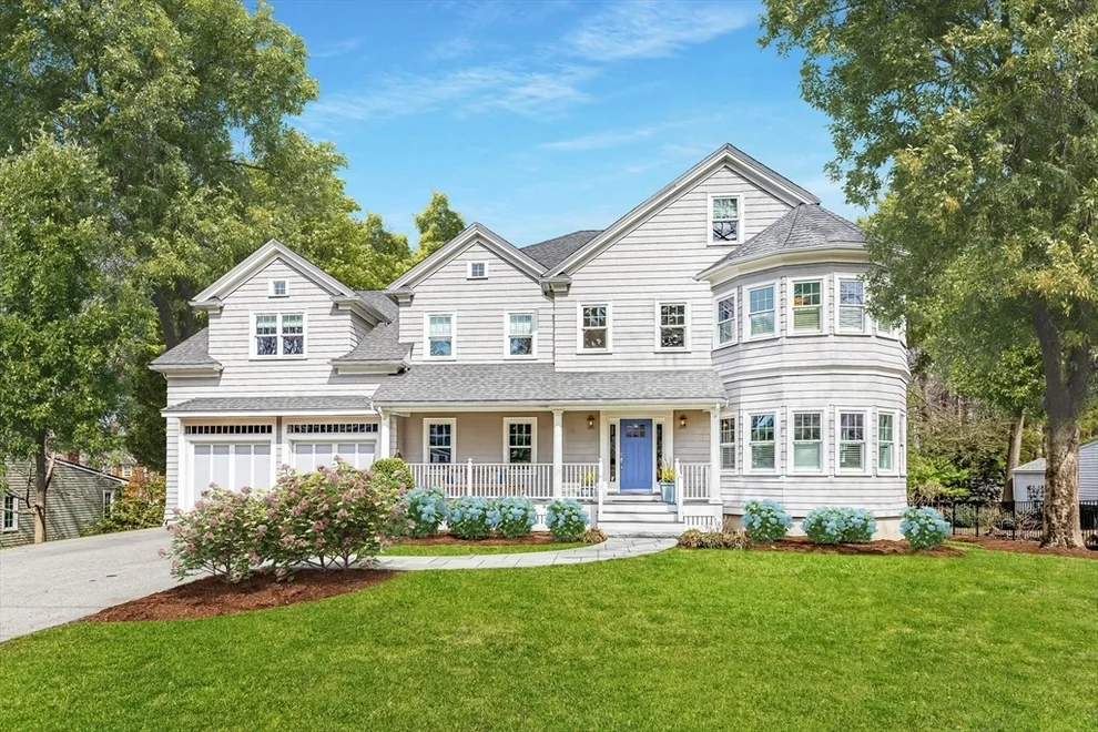 Unit for sale at 10 Woodland Road, Lexington, MA 02420