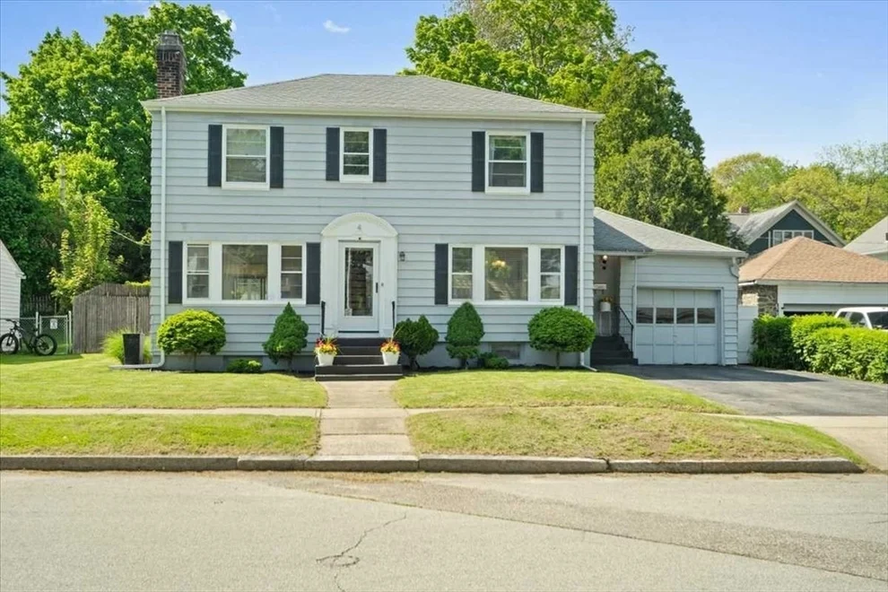 Unit for sale at 4 Van St, Worcester, MA 01602