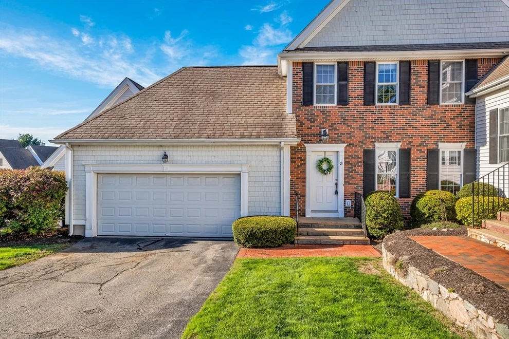 Unit for sale at 8 Turtlebrook Way, Medfield, MA 02052