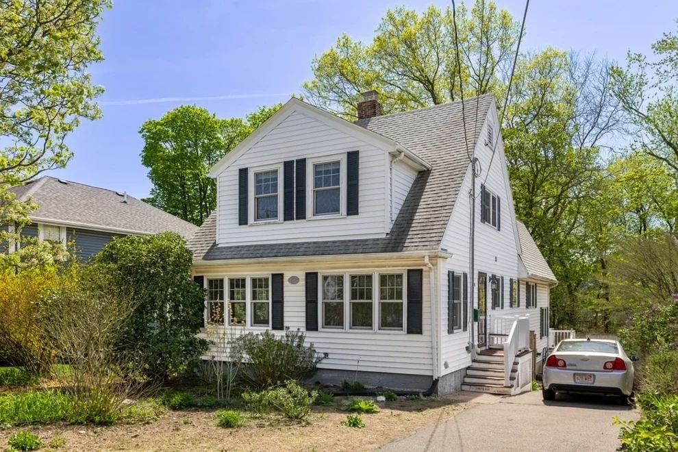 Unit for sale at 49 Wood St, Milton, MA 02186