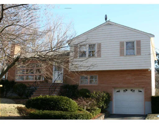 Unit for sale at 69 Aldrich Road, Wakefield, MA 01880