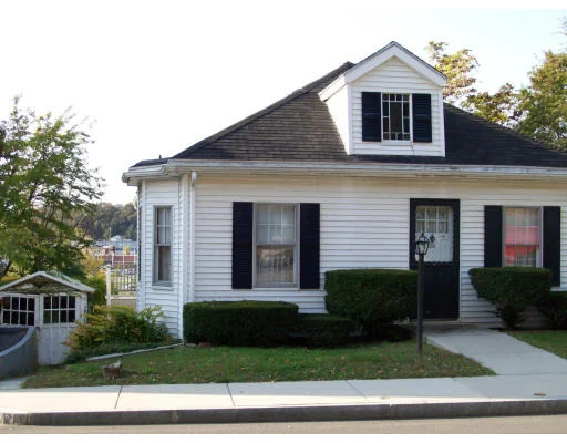 Unit for sale at 208 Fenno, Revere, MA 02151