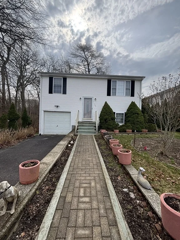 Unit for sale at 107 Apple Creek Ln, Fall River, MA 02720
