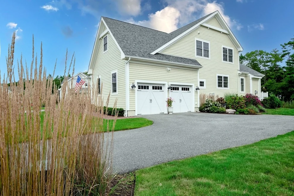 Unit for sale at 31 Split Rock Ln, Mattapoisett, MA 02739