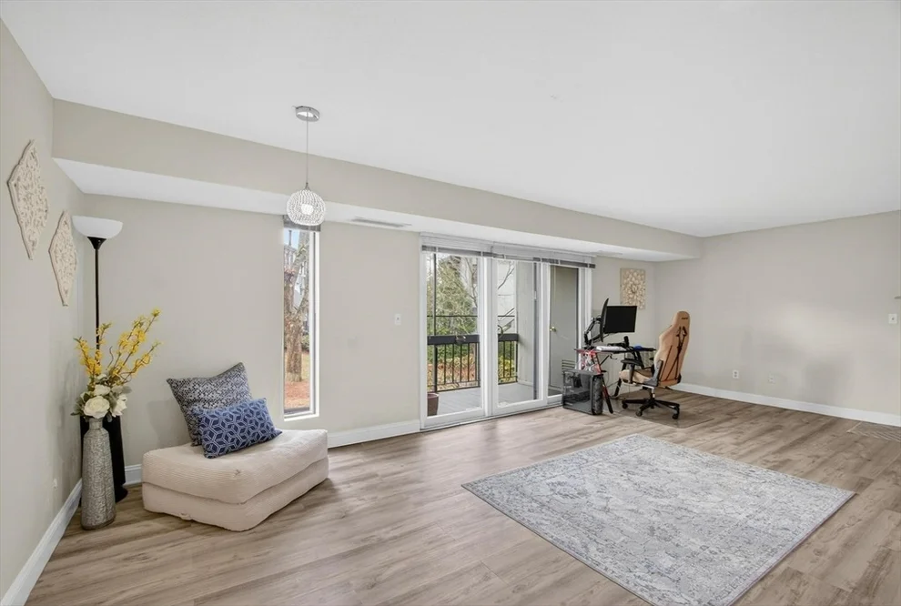 Unit for sale at 1461 Pawtucket Blvd, Lowell, MA 01854