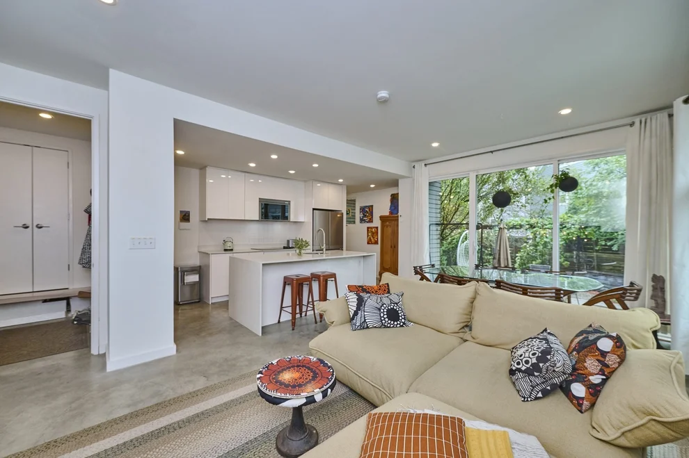 Unit for sale at 66 Catherine St, Boston, MA 02131