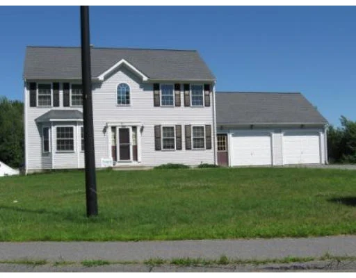 Unit for sale at 11 Muskett Dr, Templeton, MA 01468